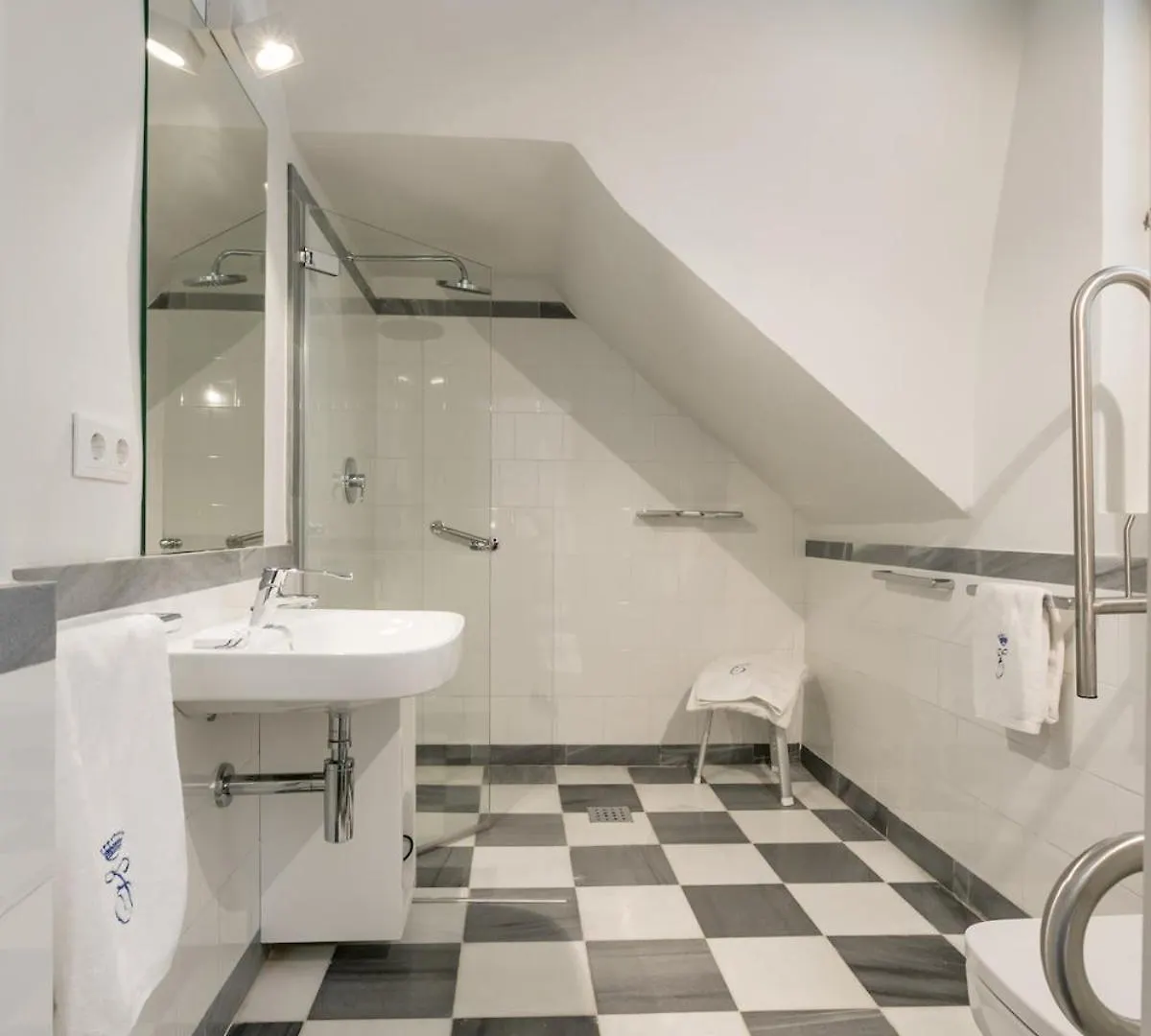 Aoa Maestranza Apartment إشبيلية